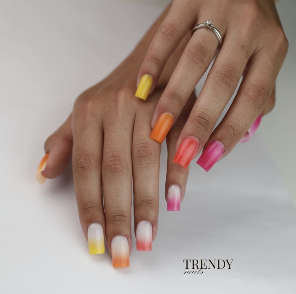 Color modeling gel  self-smoothingfrom Trendy Nails (30ml)